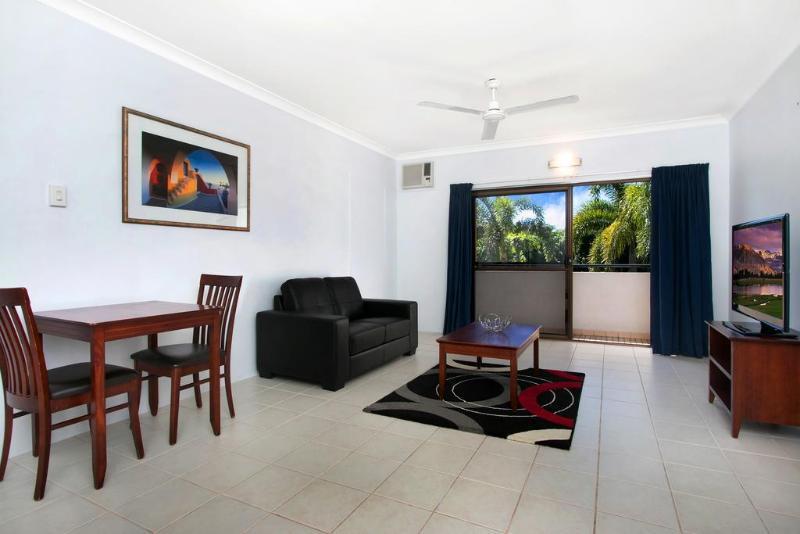 Hotel High Chaparral Cairns Exterior foto
