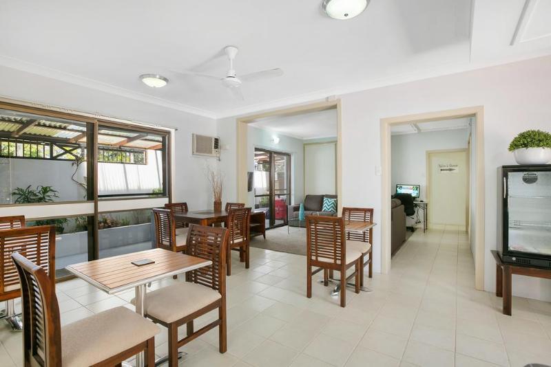 Hotel High Chaparral Cairns Exterior foto